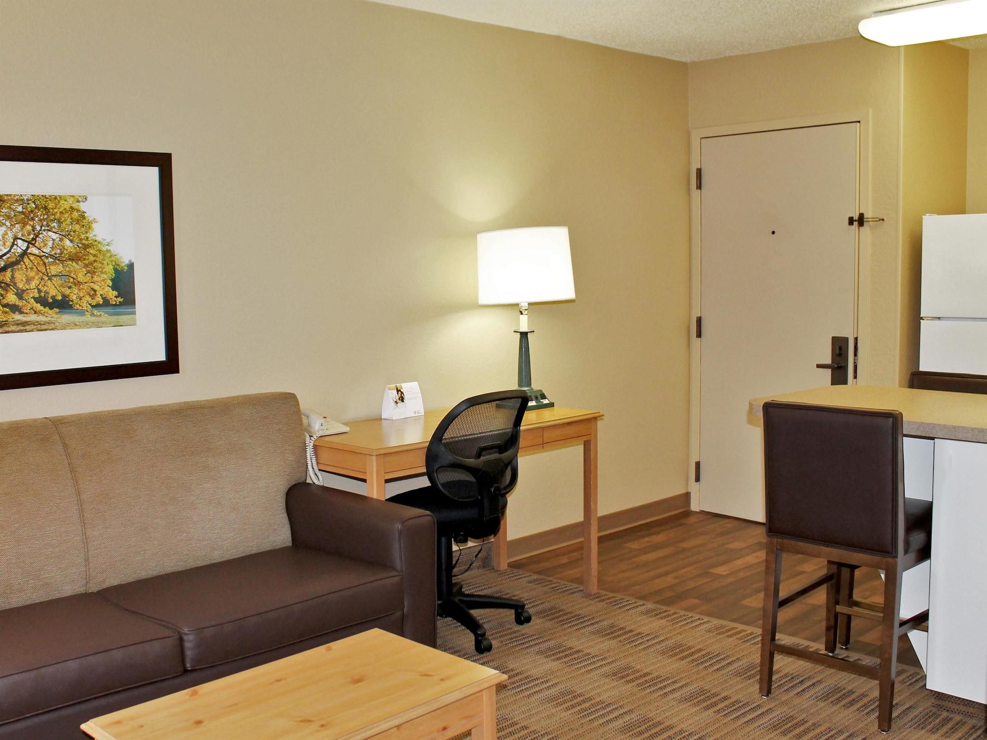Extended Stay America Suites - Houston - Galleria - Uptown Buitenkant foto